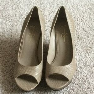 Jessica Simpson women’s size 11 peep toe wedges